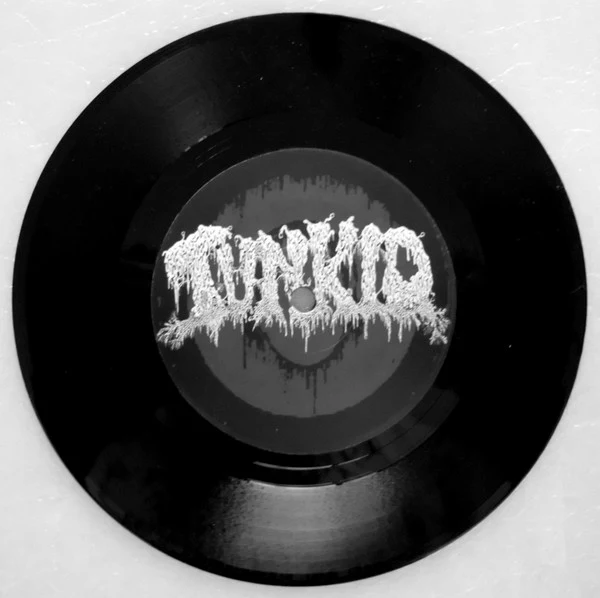 Rust / Tunkio: Split 7" - Image 4